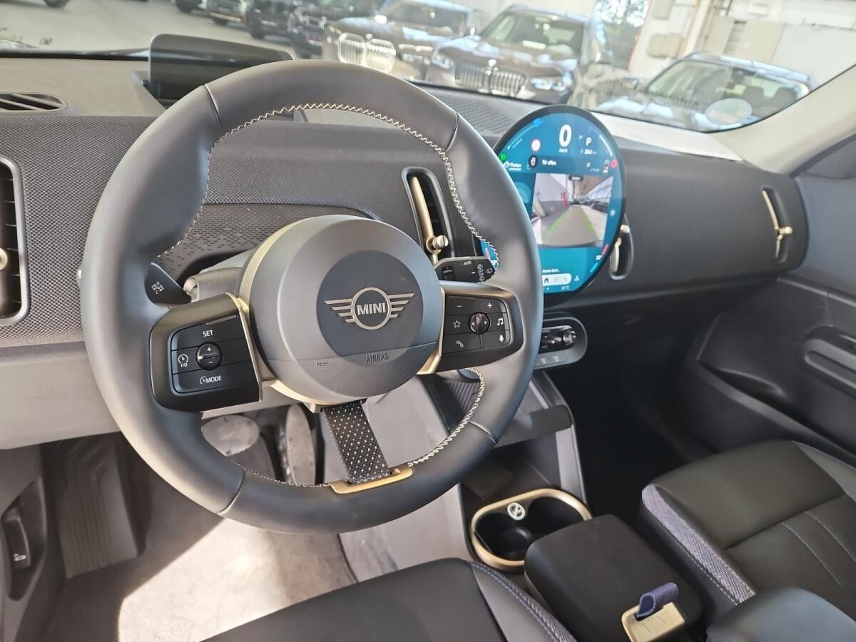 MINI Countryman S ALL4 *Classic Trim*Navi*HUD*DAB*LED*Pano*AHK*Paket M+*Driving+Parking Assist.*