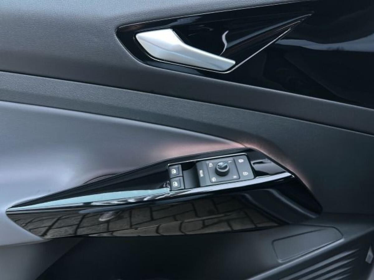 Volkswagen ID.4 Pro Performance 82kWh NAVI SHZ WÄRMEPUMPE