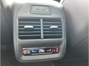 Volkswagen Passat Variant R-Line 1.5 TSI e-Hybrid SOH:96% PANO AHK 5J. GARANTIE