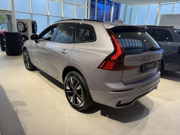 Volvo XC60 T6 AWD Plus Dark Plug-In (EURO 6d) Klima