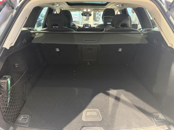 Volvo XC60 T6 AWD Plus Dark Plug-In (EURO 6d) Klima