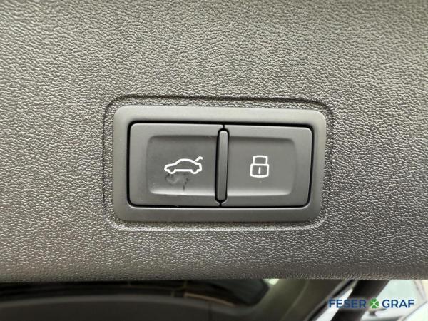 Audi Q3 TFSI S Line quattro Tech+/Komfortkey/LED+
