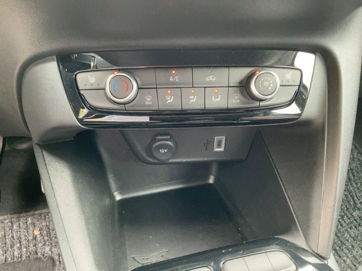 Opel Corsa F 1.2 Turbo Edition LED+SHZ+Fernlichtass.