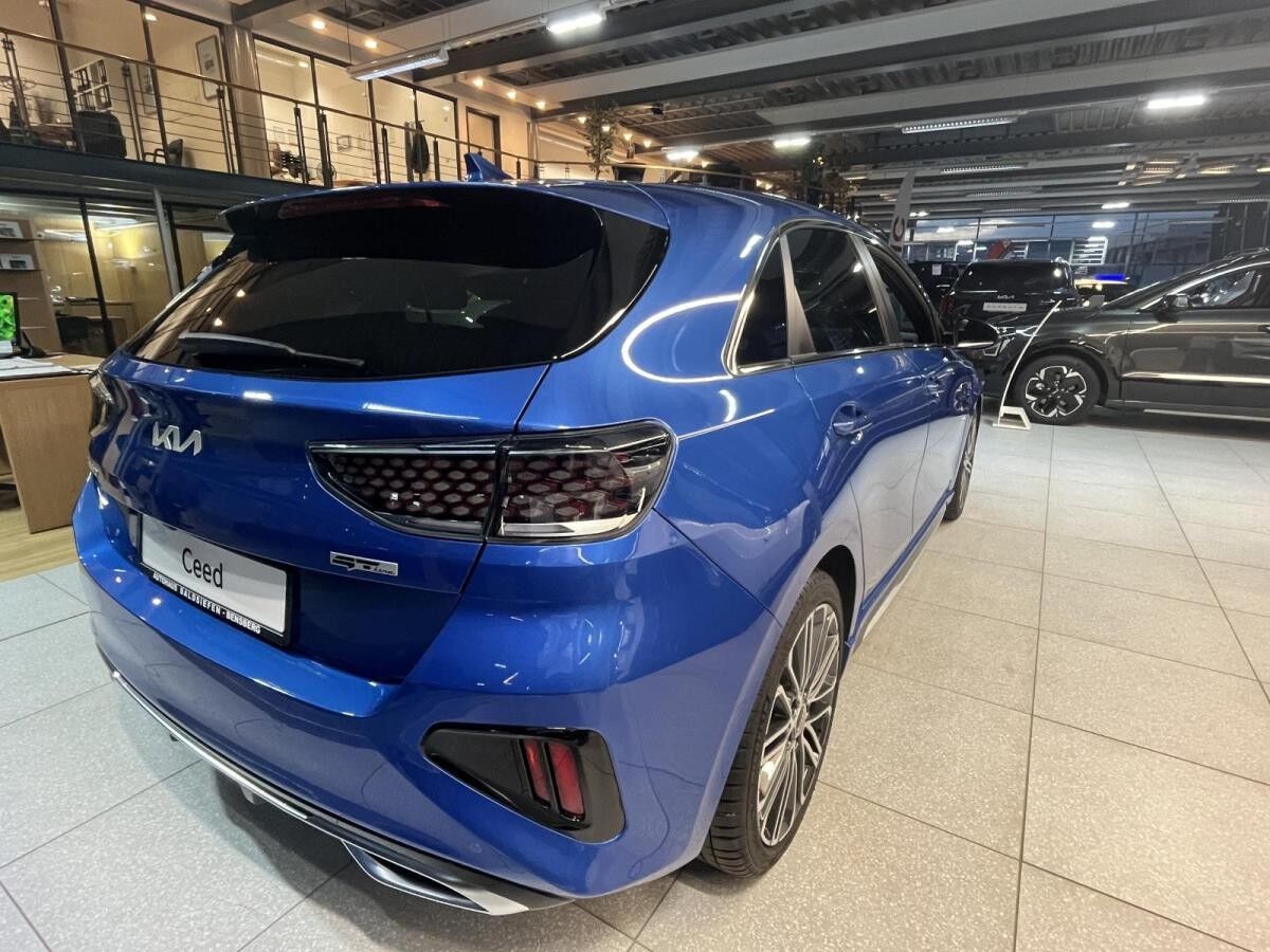Kia Ceed 1.5 T-GDI GT-line 140 DCT Technik Performance