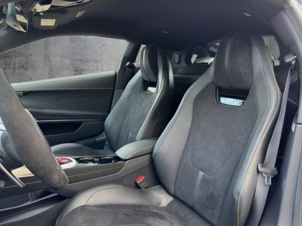 Lotus Emira Limited Type 86 1 of 12 *Sondermodell*