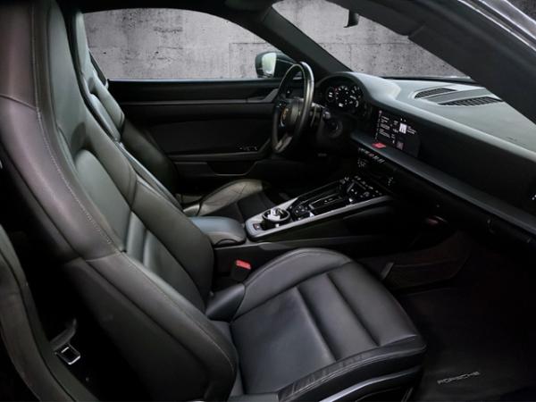 Porsche 992 911 Carrera *BOSE Sound* *Sonderleasing*