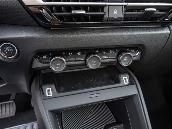 Citroën C4 Lim. 1.2 Max 130 Schiebedach SHZ NAVI ACC LED