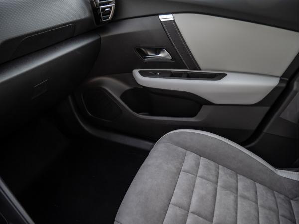 Citroën C4 Lim. 1.2 Max 130 Schiebedach SHZ NAVI ACC LED