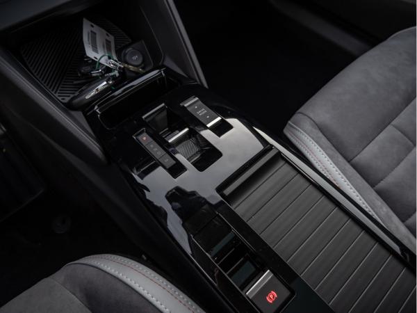 Citroën C4 Lim. 1.2 Max 145 mHEV Schiebedach SHZ ACC LED