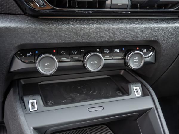 Citroën C4 1.2 Max 130 SHZ KAMERA SSD NAVI ACCGanzjahresreifen