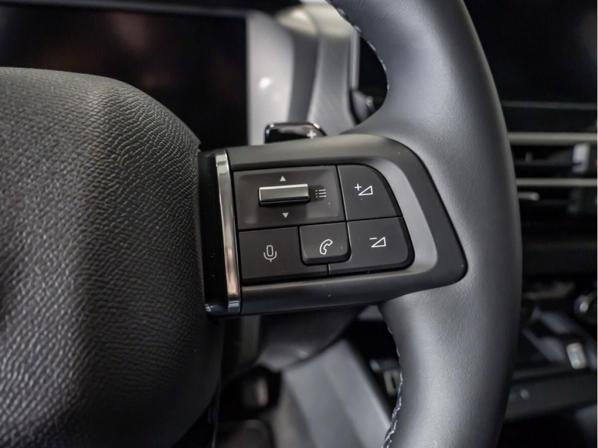 Citroën C4 Lim. 1.2 Max 130 SHZ SSD NAVI ACC FACEL. LED