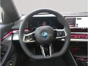 BMW i5 eDrive40 Touring M Sportpaket Panorama AHK