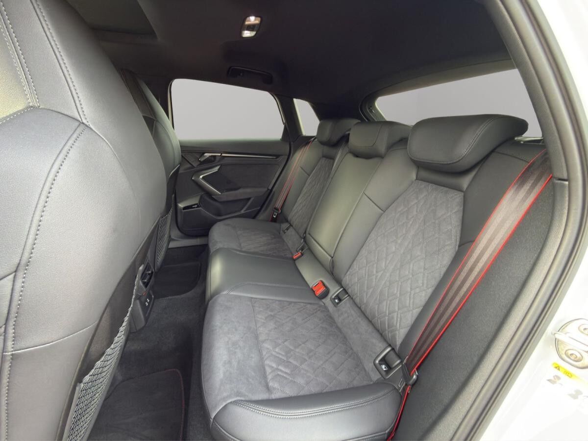 Audi RS3 RS 3 Sportback Matrix Pano SONOS HuD Memory Kam.