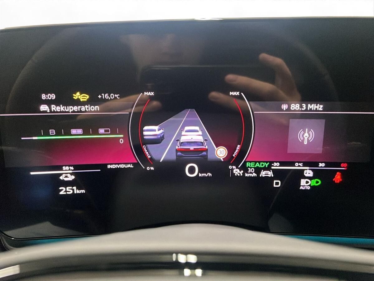 Audi A6 e-tron A6 Avant e-tron performance Pano LED LM 21" B&O Wärmepumpe