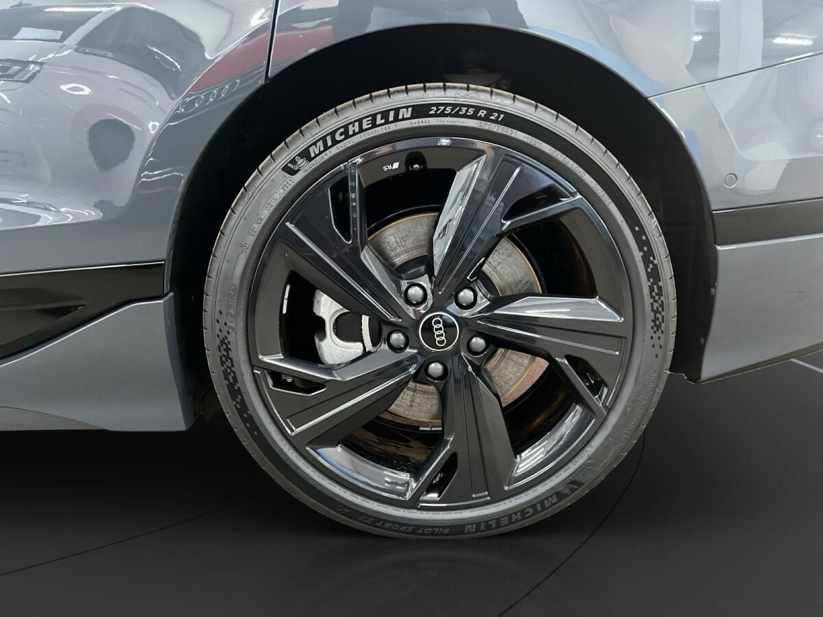 Audi A6 e-tron A6 Avant e-tron performance Pano LED LM 21" B&O Wärmepumpe