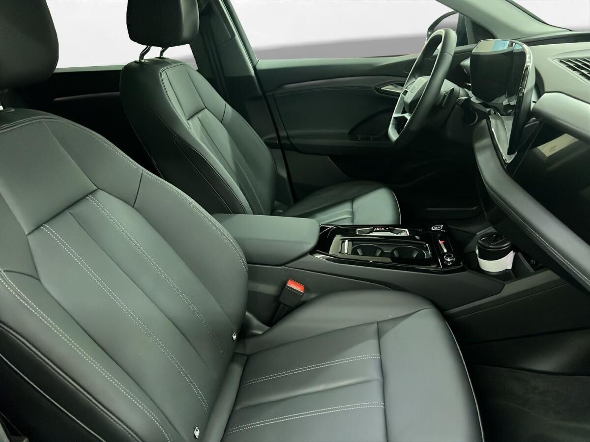 Audi e-tron Sportback performance AHK Pano LED LM 20" Navi ACC 360°