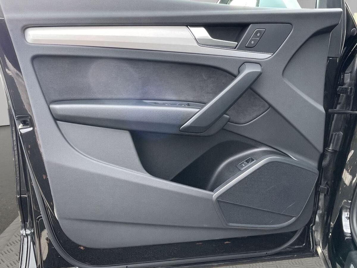 Audi SQ5 3.0 TDI quattro LED Navi PDC+ AHK Alcantara