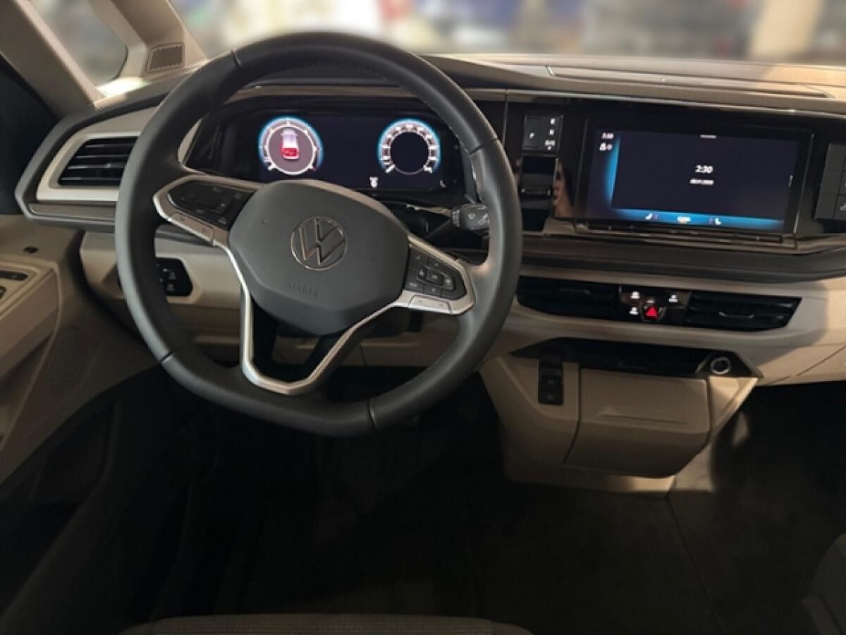 Volkswagen California NFZBeach Tour Motor: 2,0 l TDI SCR 1 Volkswagen California NFZBeach Tour Motor: 2,0 l TDI SCR 1