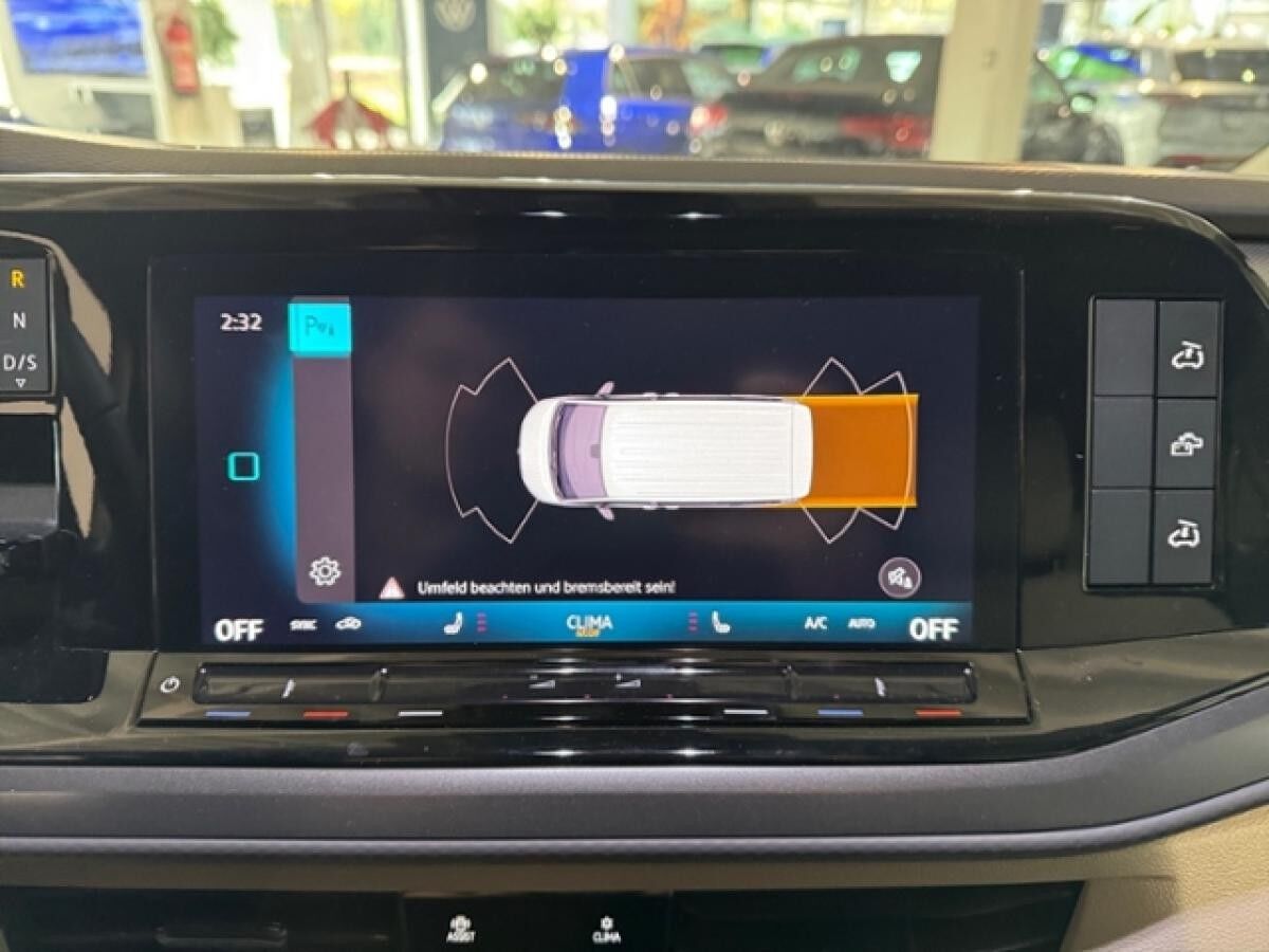 Volkswagen California NFZBeach Tour Motor: 2,0 l TDI SCR 1 Volkswagen California NFZBeach Tour Motor: 2,0 l TDI SCR 1