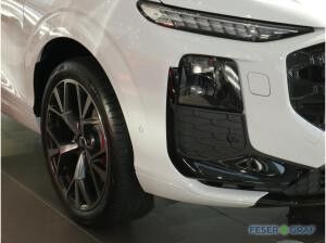 Audi Q3 SUV e-hybrid S tronic Audi Q3 SUV e-hybrid S tronic