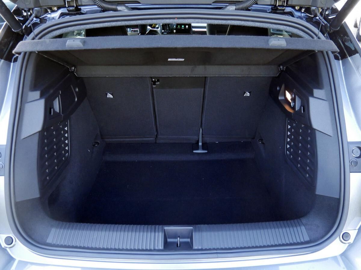 Renault Scenic E-Tech Iconic 220 Long Range