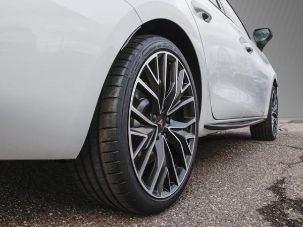 Cupra Leon Sportstourer VZ 1.5 e-Hybrid 6-Gang-DSG CAL * Gültig nur für Cupra Fahrer *