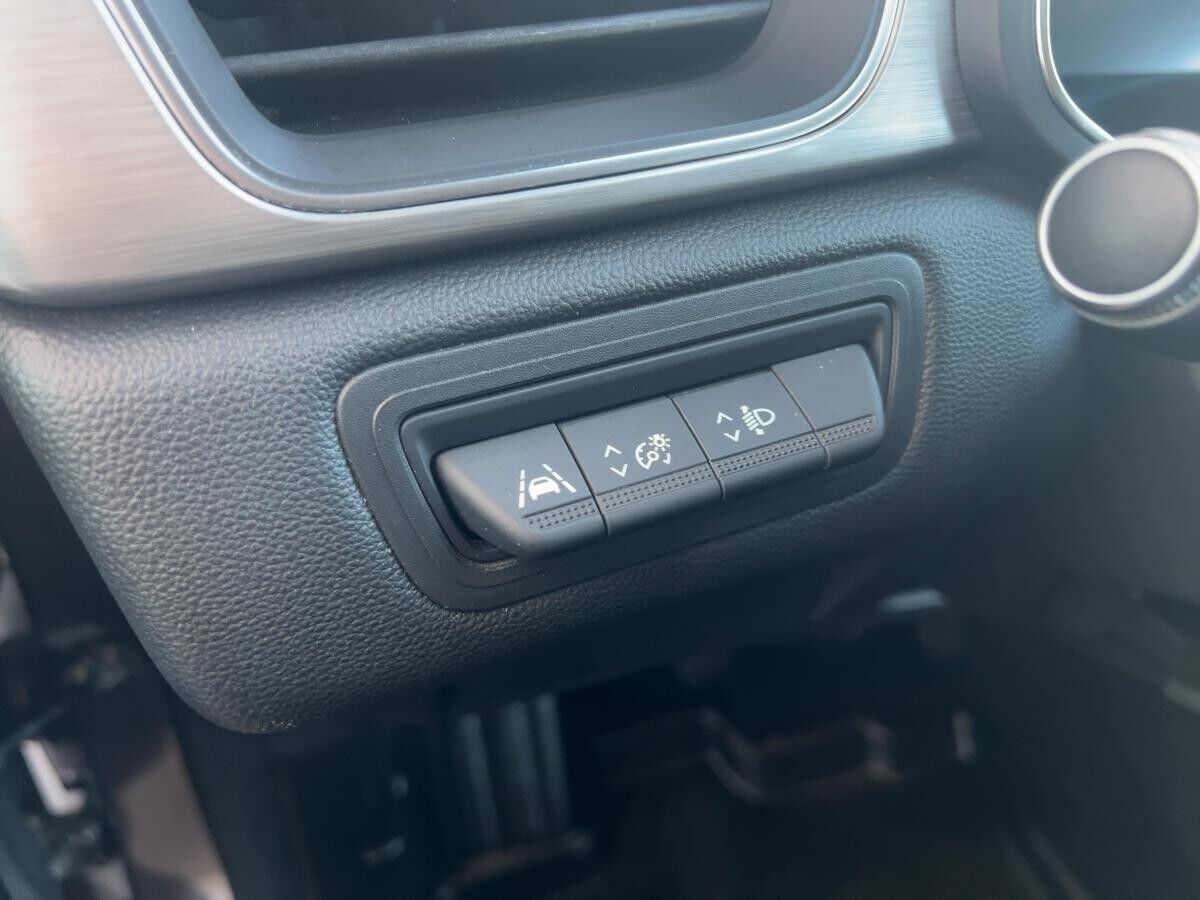 Renault Captur INTENS 1.3 TCe 140