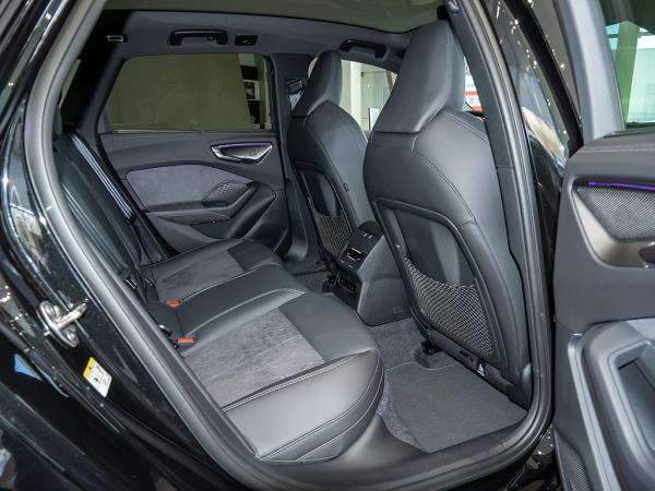 Audi A5 Avant e-hybrid quattro