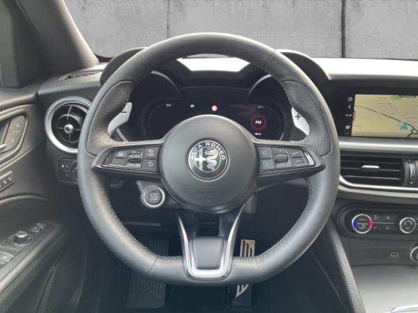 Alfa Romeo Stelvio Veloce Q4 2.0 PDC+KAMERA+NAVI+CARPLAY+SHZ
