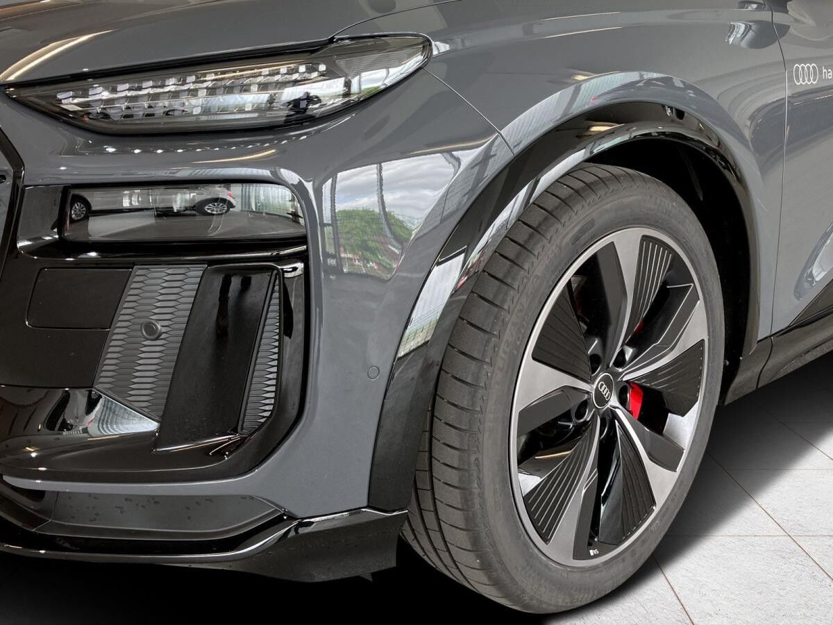 Audi SQ6 e-tron OLED Pano B&O Matrix Sitzhzg
