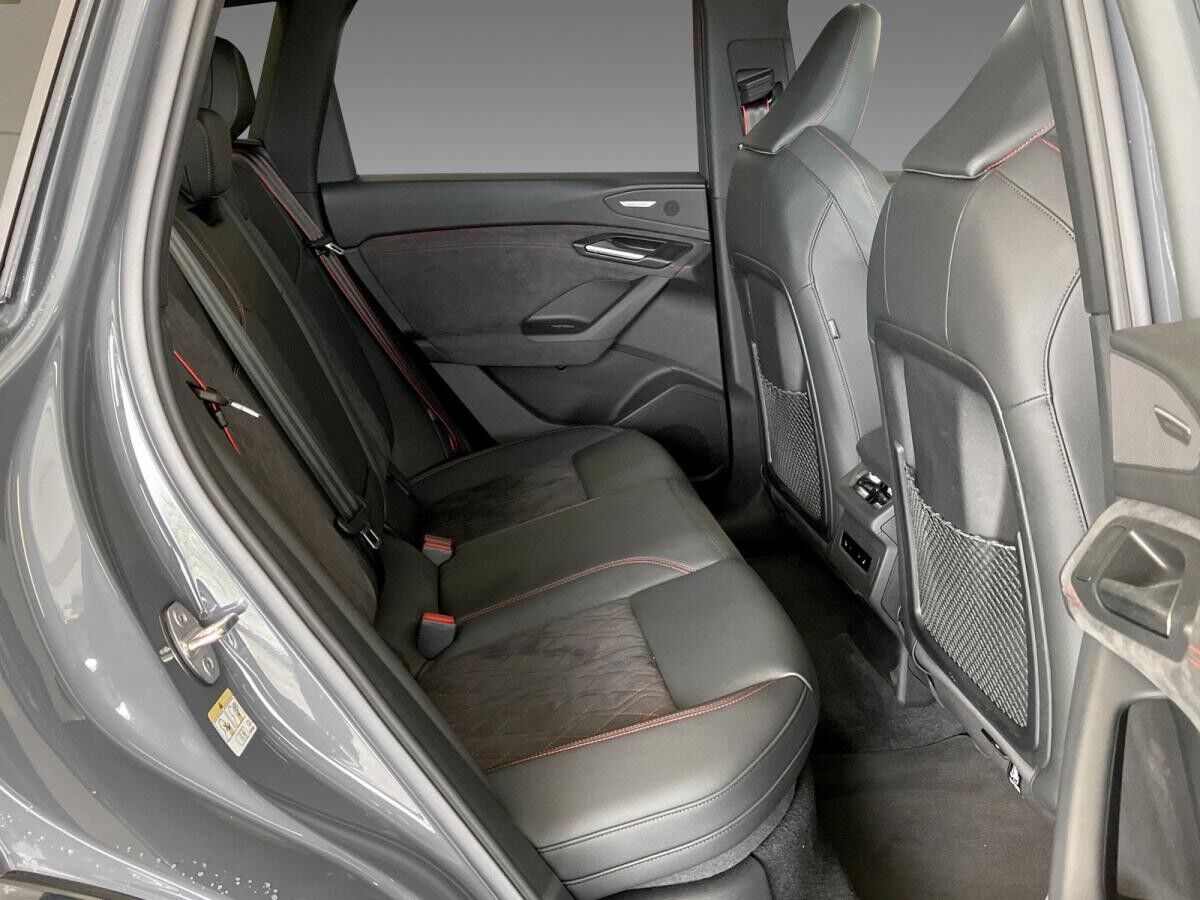 Audi SQ6 e-tron OLED Pano B&O Matrix Sitzhzg