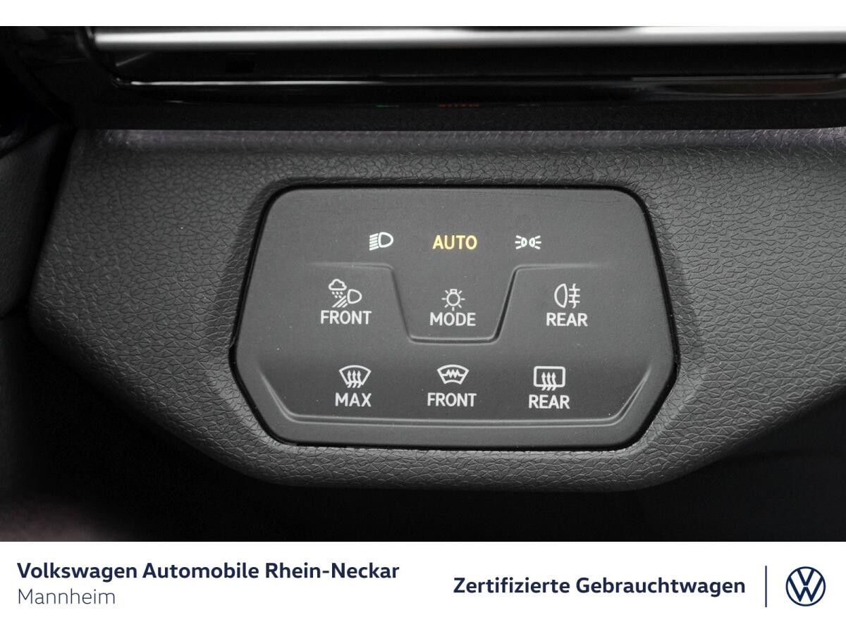 Volkswagen ID.5 Pro GAR 2030 Navi ACC IQ Light Wärmepumpe uvm