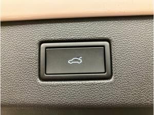 Volkswagen T-Roc R-Line 1.5 l eTSI / SOFORT VERFÜGBAR