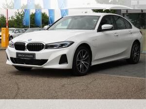 BMW 330 e xDrive Limousine *JETZT ZUSCHLAGEN + 1.190€ GUTSCHEIN ON TOP
