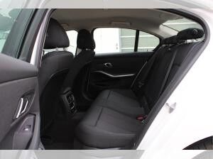 BMW 330 e xDrive Limousine *JETZT ZUSCHLAGEN + 1.190€ GUTSCHEIN ON TOP