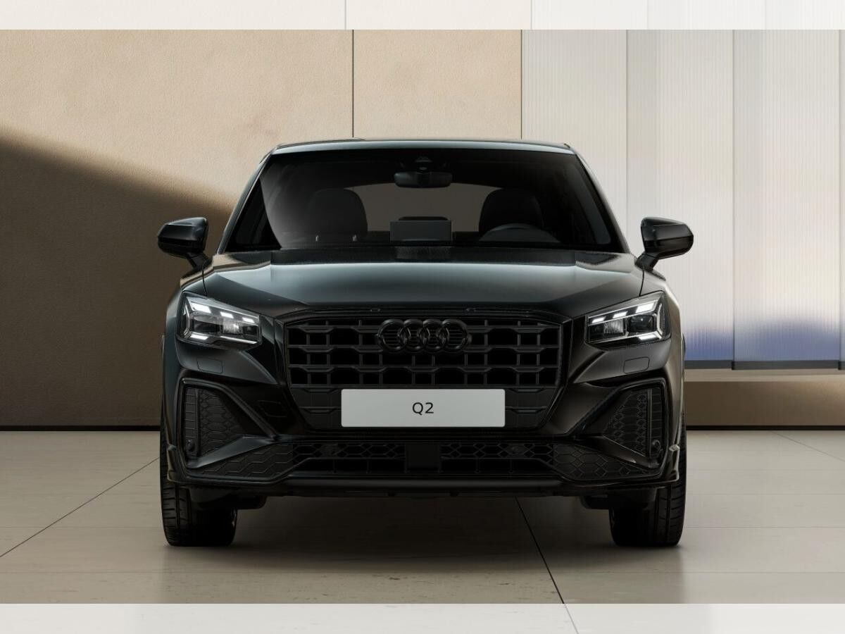 Audi Q2 35 TFSI S tronic  ⇒ S line competition  quattro S-Line ⇒ LF 0,79 ⇒ 19" ⇒ Matrix ⇒ Klima + Komfortpak