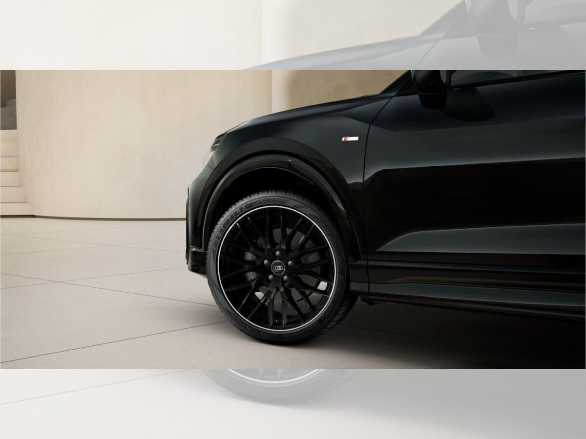 Audi Q2 35 TFSI S tronic  ⇒ S line competition  quattro S-Line ⇒ LF 0,79 ⇒ 19" ⇒ Matrix ⇒ Klima + Komfortpak