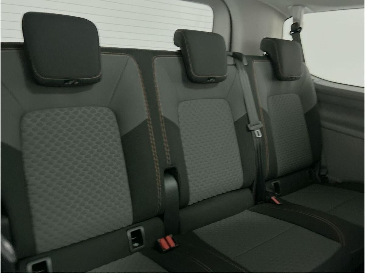 Volkswagen Caravelle T7 Life 2.0 TDI Automatik AHK Klima