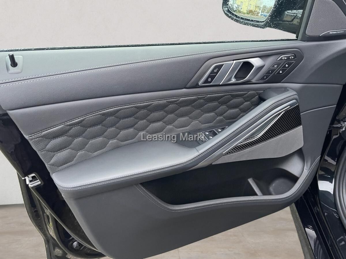 BMW X6 M Competition +Panorama Sky +Innovationspaket