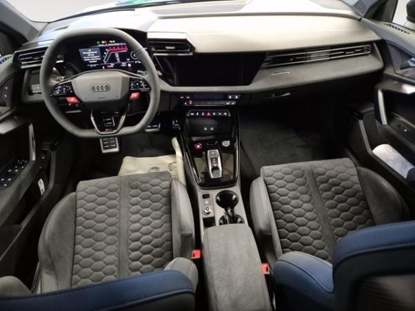 Audi RS3 Sportback Carbon Schalensitze 88UPE