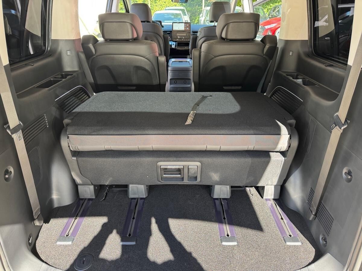 Hyundai STARIA 7-S. MY25 Hybrid 1.6 T 225PS 6-AT SIGNATURE, Pano