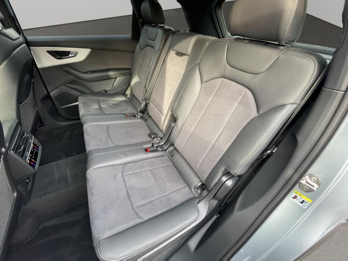 Audi Q7 50 TDI quattro S line Matrix B&O HuD StandHZG