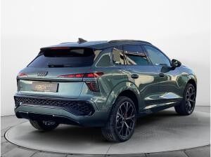 Audi Q3 SUV e-hybrid S tronic