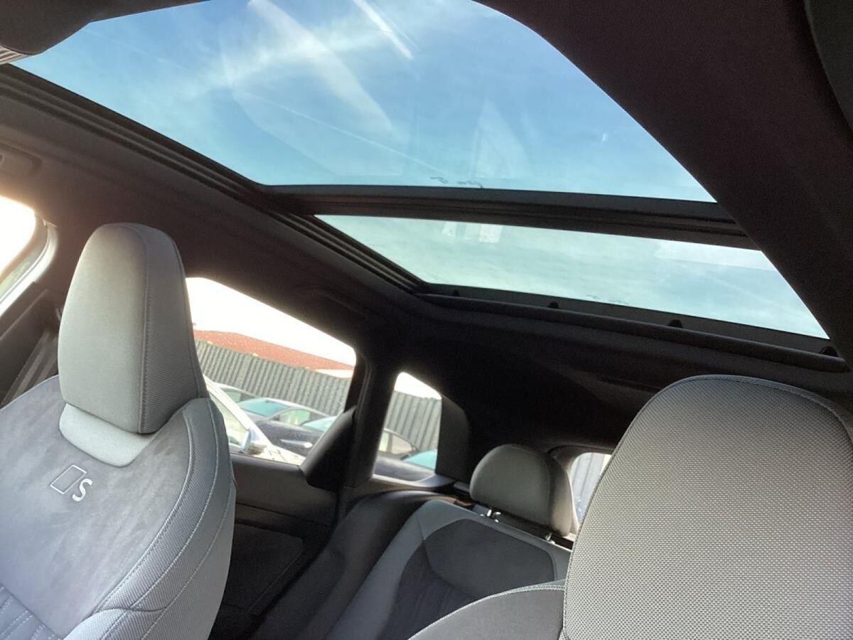 Audi Q3 SUV e-hybrid S tronic