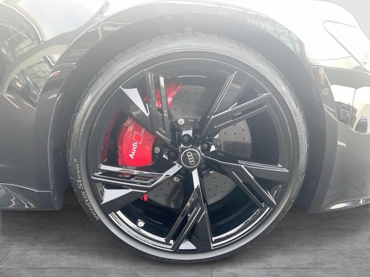 Audi RS6 Avant Performance