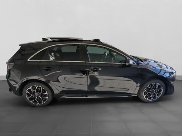 Kia Ceed 1.5T GT-Line Technologie Paket Glasdach Leder