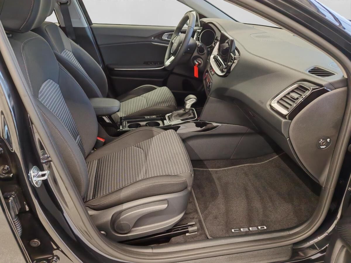 Kia Ceed SW 1.5T Vision Komfort-plus-Paket !! Finanzierung !!