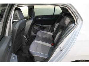 Volkswagen Golf VIII 1.5 eTSI Goal 7-DSG Navi, RFK, LED, ACC, GJR, App-Connect