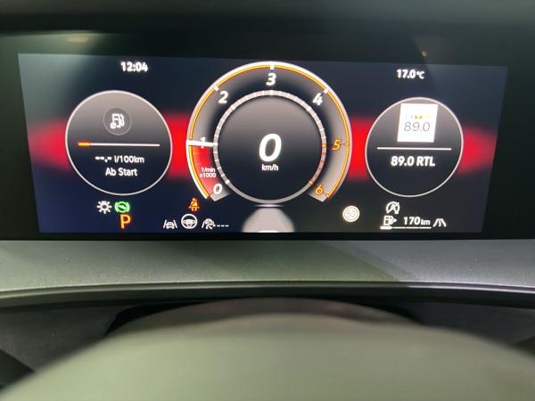 Volkswagen Tayron 2.0 TDI 4M R-Line AHK Pano Matrix LM 19" Navi ACC