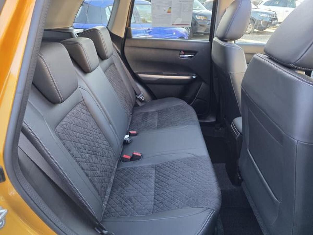 Suzuki Vitara 1.4 Comfort+ Automatik Hybrid (1...